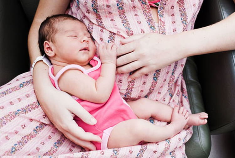 Nguyên nhân ít sữa mẹ